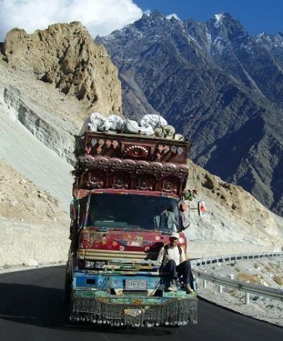 Peter Khoo Cycling on the  tour with redspokes